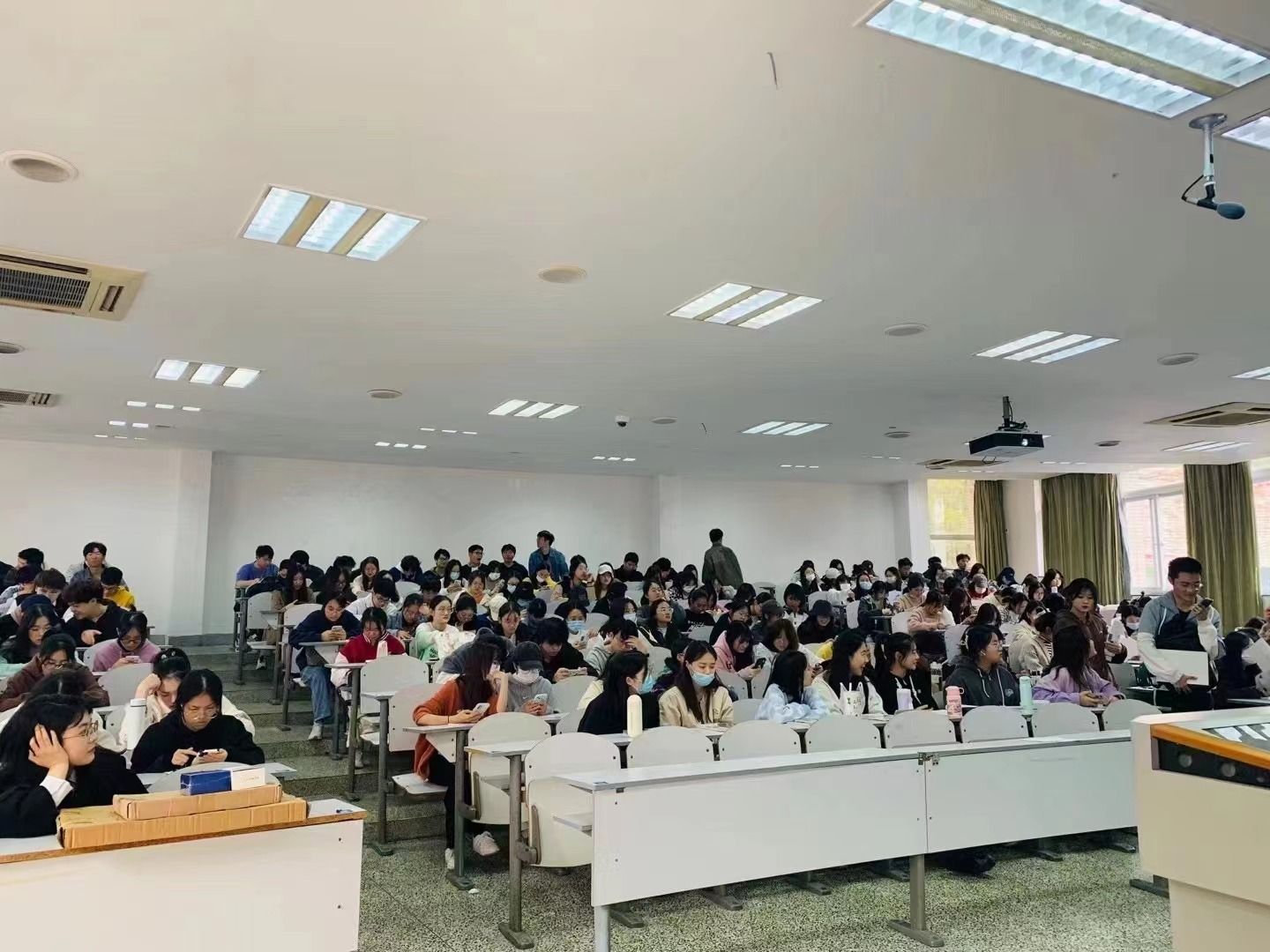 游戏？出国？如何规划我的大学四年？